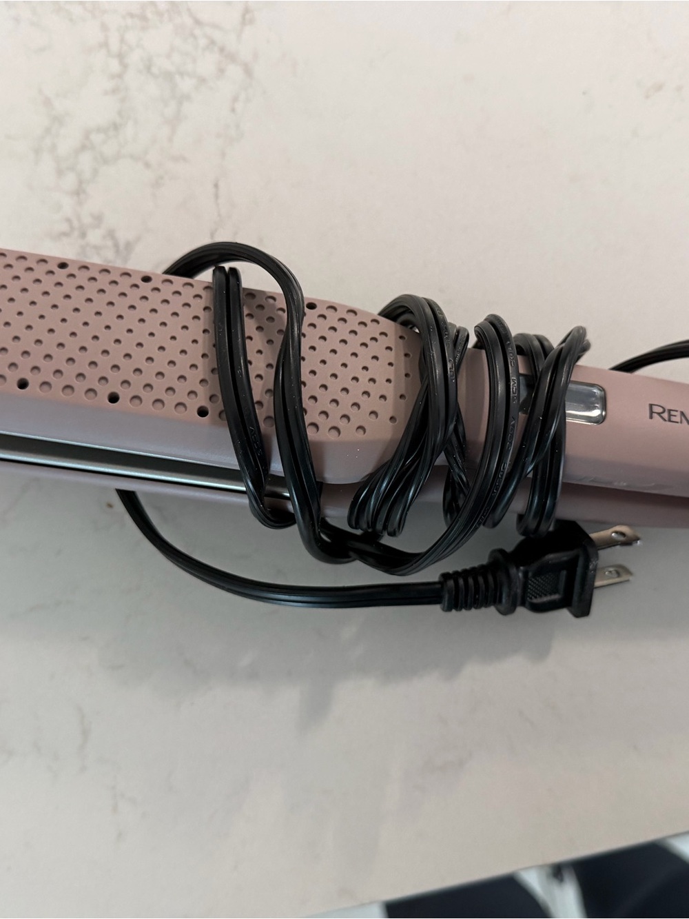 Remington Rose Pink Ceramic Flat Iron